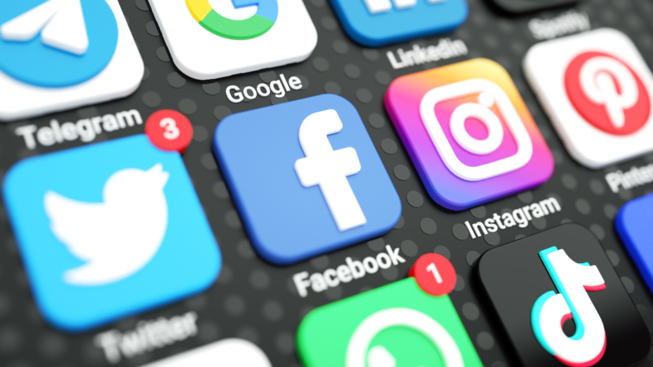 Campana y posicionamiento en redes sociales - cursos in company IMAA